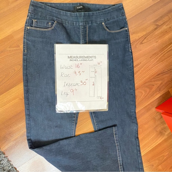 Reitmans Women's Dark Blue Jeans No Zippet Stretchy - Picture 6 of 6